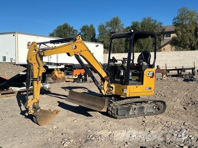 CAT 302.7 CR Kāpurķēžu ekskavatori