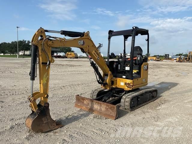 CAT 303 CR Kāpurķēžu ekskavatori