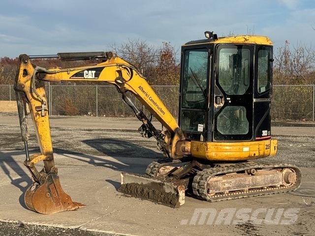 CAT 303 CR Kāpurķēžu ekskavatori