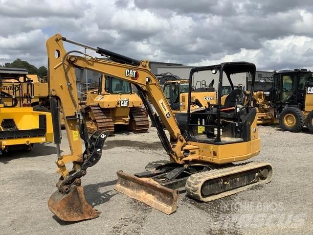 CAT 304 Kāpurķēžu ekskavatori