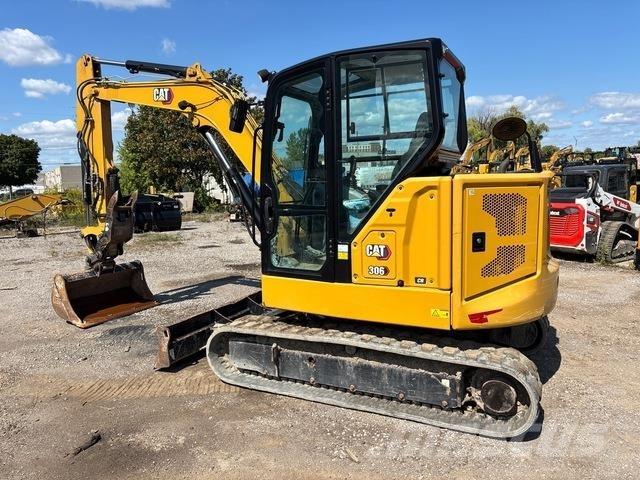 CAT 306 CR Kāpurķēžu ekskavatori