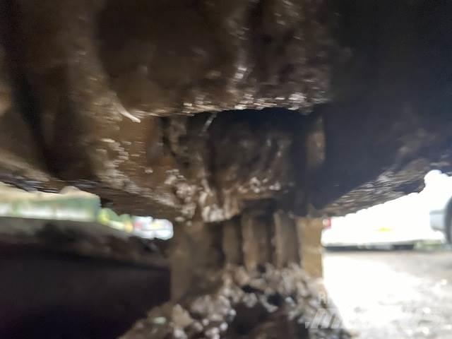 CAT 313 Kāpurķēžu ekskavatori