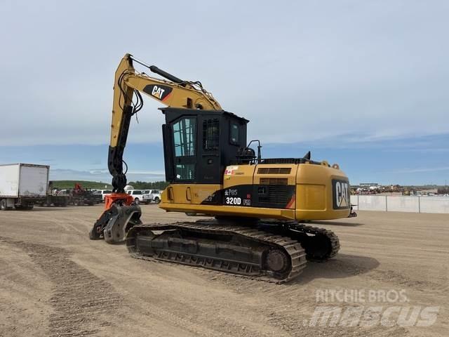 CAT 320DFM Koka šķēlēji, frēzes, šķeldotāji