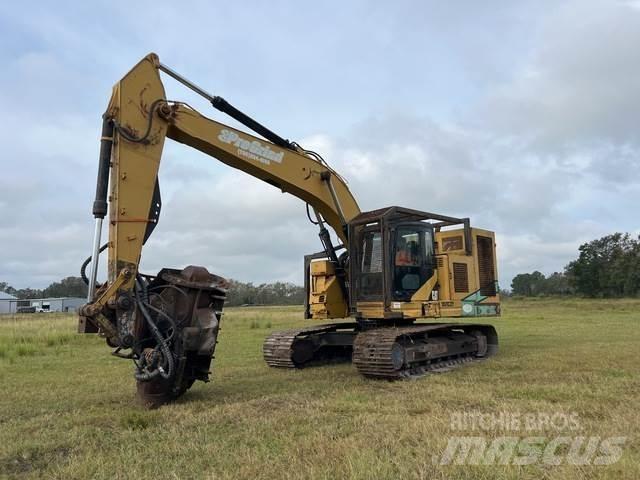 CAT 321D Kāpurķēžu ekskavatori