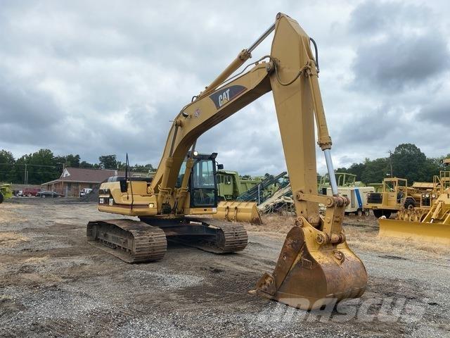 CAT 322B L Kāpurķēžu ekskavatori