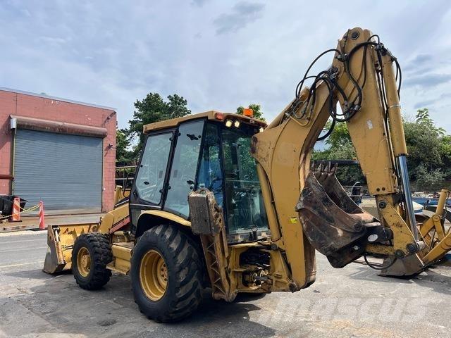 CAT 420D Ekskavatori-iekrāvēji