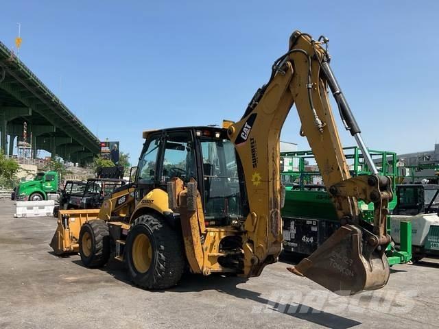 CAT 450 Ekskavatori-iekrāvēji