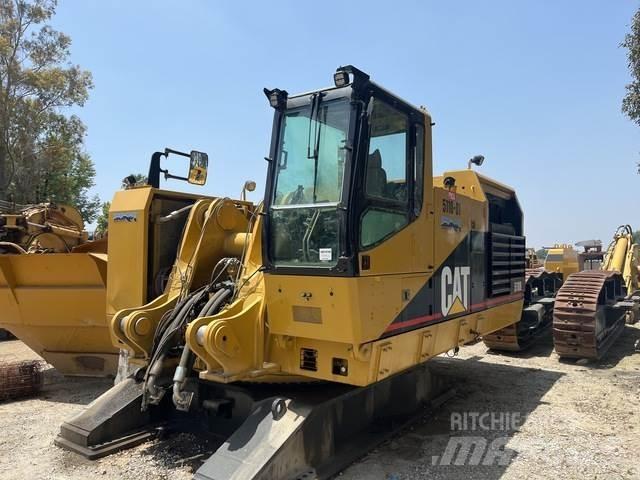 CAT 5110B Kāpurķēžu ekskavatori