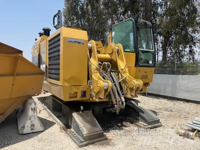 CAT 5110B Kāpurķēžu ekskavatori
