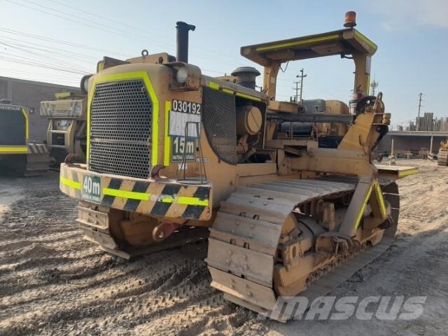 CAT 572F Cauruļvadu buldozeri