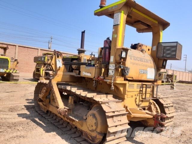 CAT 572F Cauruļvadu buldozeri