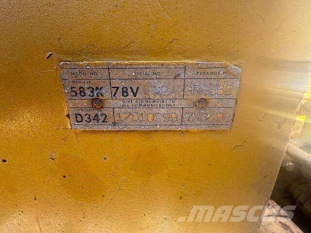 CAT 583K Cauruļvadu buldozeri