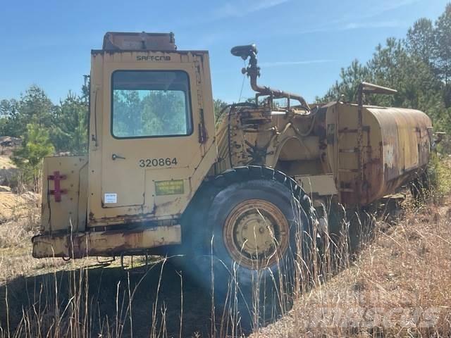 CAT 613B Ūdens mašīnas