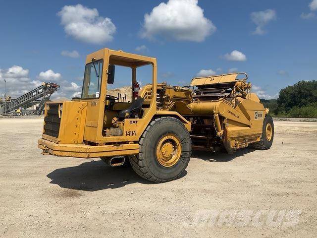 CAT 613B Skrēperi
