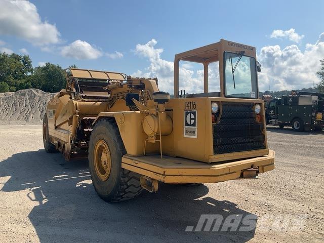 CAT 613B Skrēperi