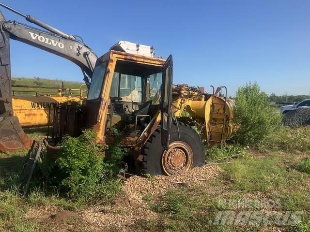 CAT 613C Ūdens mašīnas