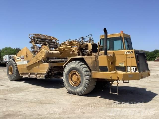 CAT 615C Skrēperi