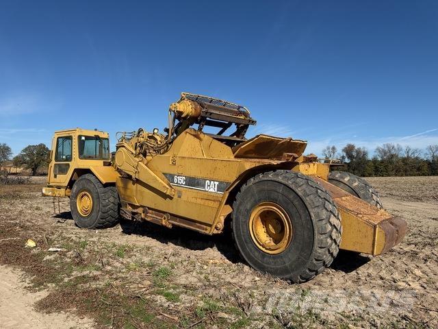 CAT 615CII Skrēperi