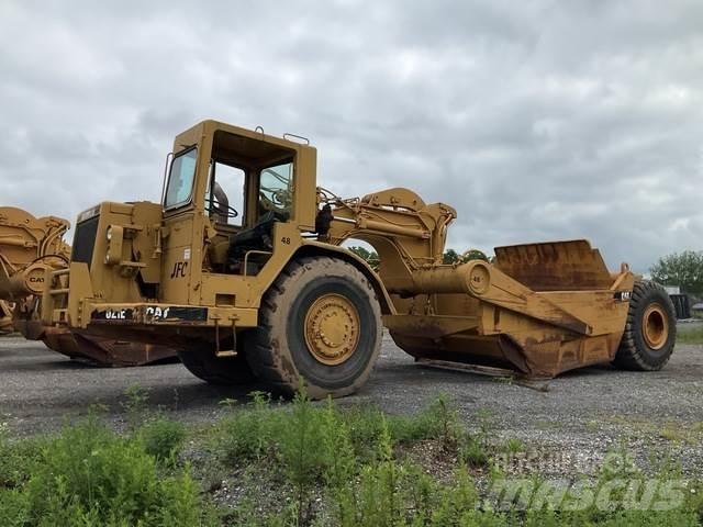 CAT 621B Skrēperi
