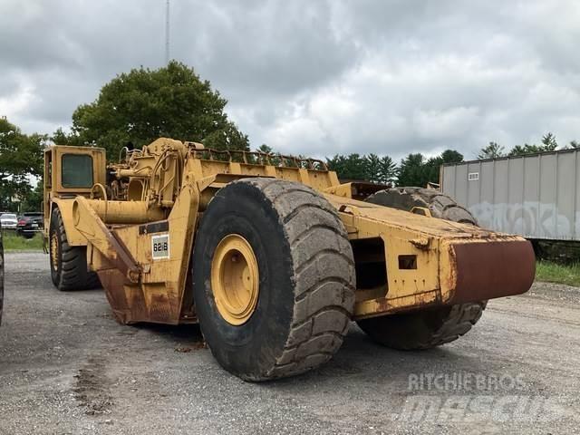 CAT 621B Skrēperi