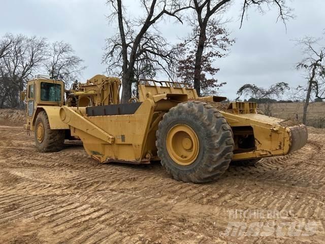 CAT 621BMI Skrēperi