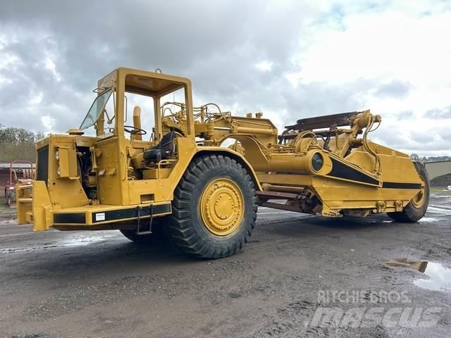 CAT 623B Skrēperi
