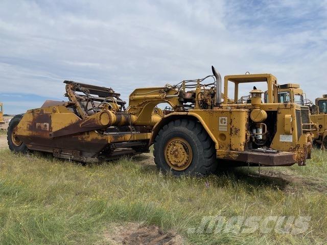 CAT 623B Skrēperi