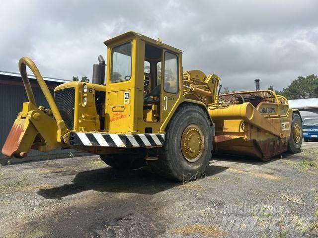 CAT 627 Skrēperi