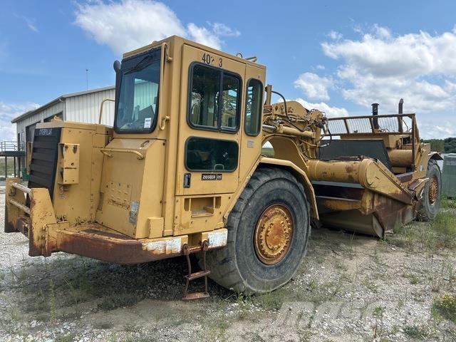 CAT 627F Skrēperi