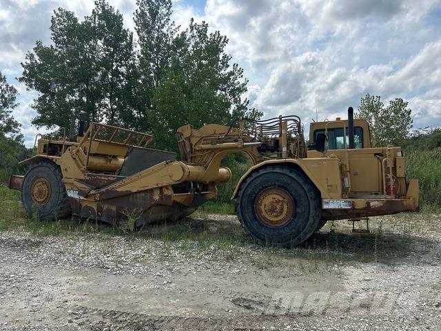CAT 627F Skrēperi