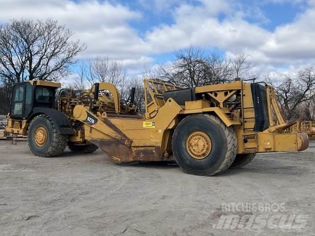 CAT 627H Skrēperi