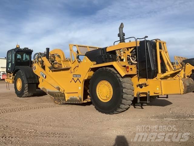 CAT 627K Skrēperi