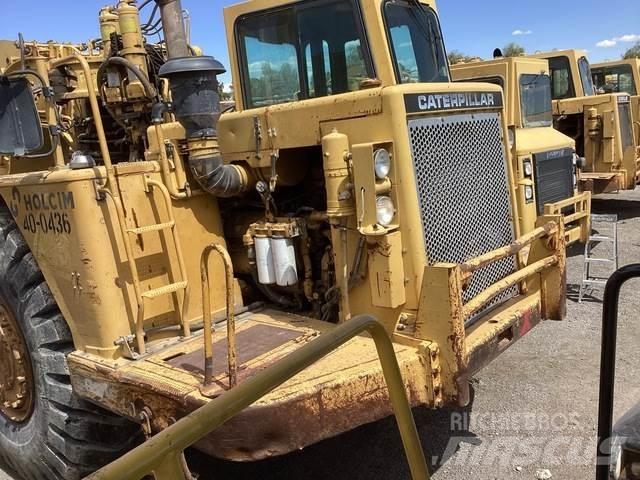 CAT 631E Skrēperi