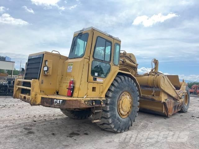 CAT 631E II Skrēperi