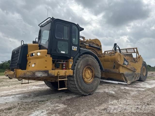 CAT 631K Skrēperi