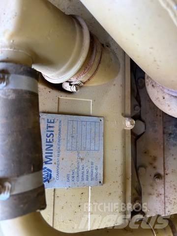 CAT 633E Skrēperi