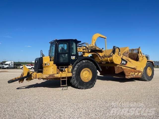 CAT 637K Skrēperi