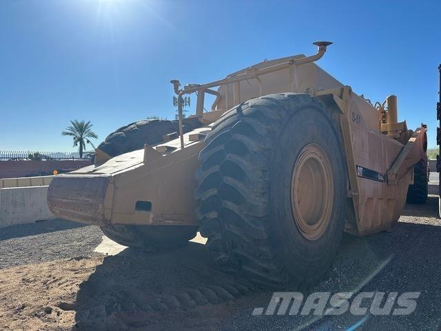 CAT 651B Ūdens mašīnas