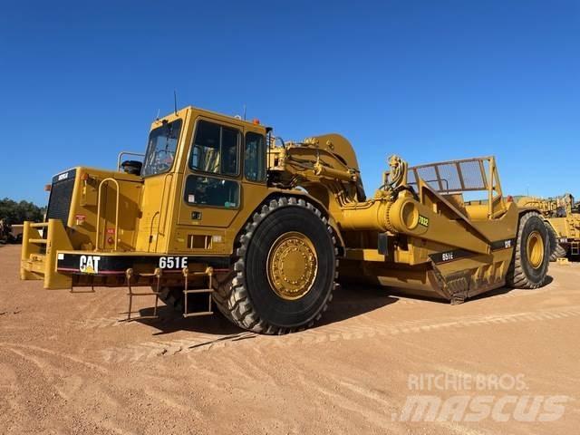 CAT 651E Skrēperi