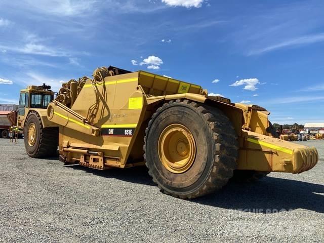 CAT 651E Skrēperi