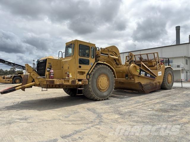 CAT 657G Skrēperi