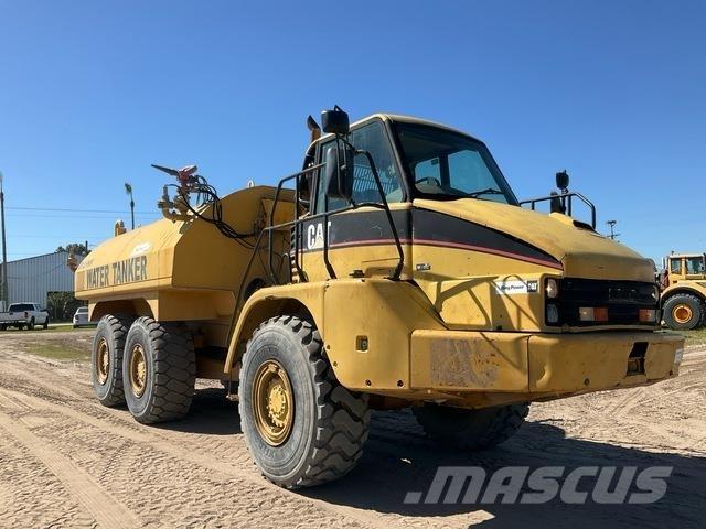 CAT 725 Ūdens mašīnas