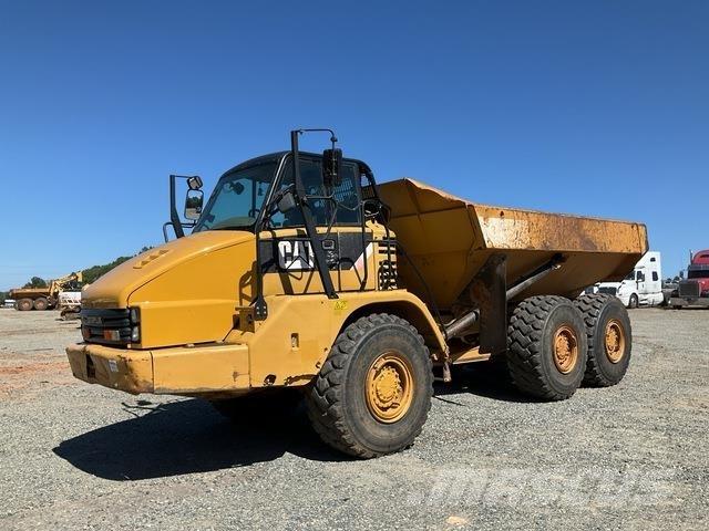 CAT 730 Artikulētie pašizgāzēji