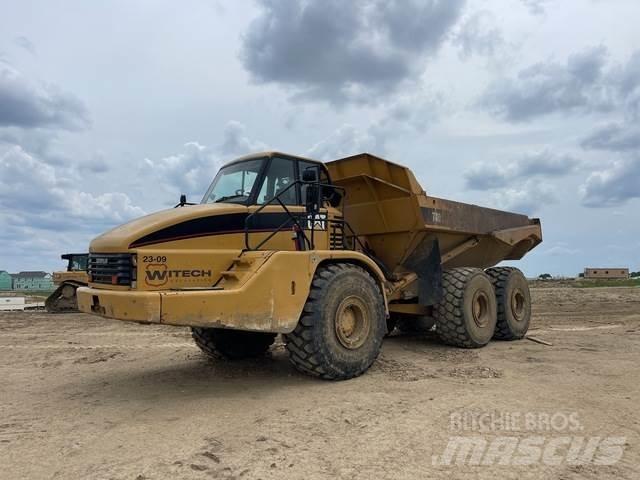 CAT 740 Artikulētie pašizgāzēji
