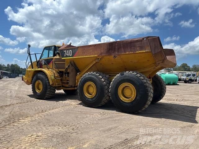 CAT 740 Artikulētie pašizgāzēji
