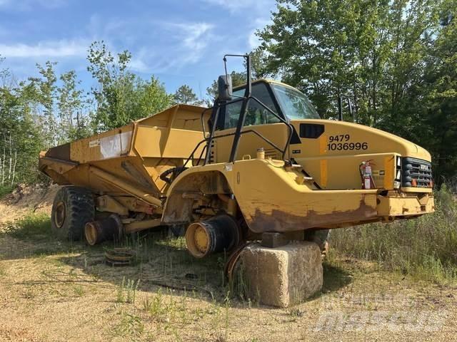 CAT 740 Artikulētie pašizgāzēji
