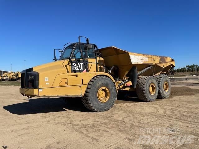 CAT 740B Artikulētie pašizgāzēji
