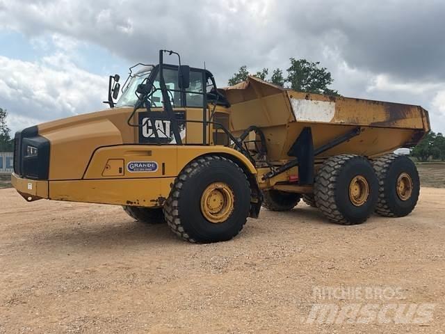 CAT 740B Artikulētie pašizgāzēji
