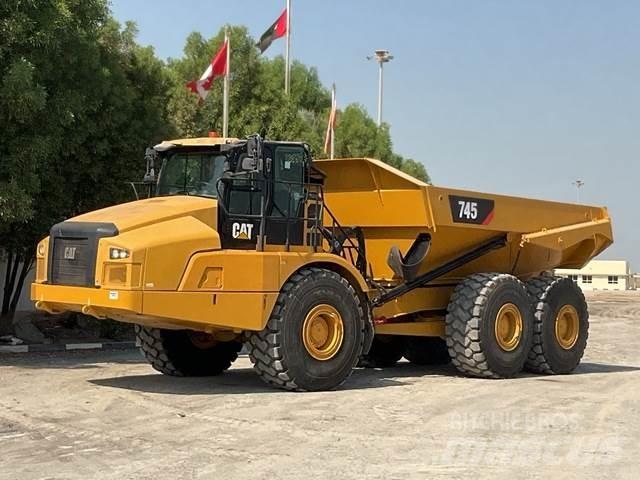 CAT 745 Artikulētie pašizgāzēji