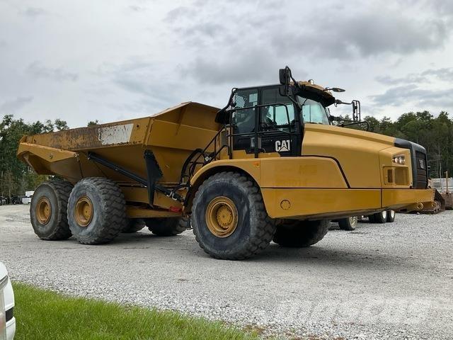 CAT 745 Artikulētie pašizgāzēji